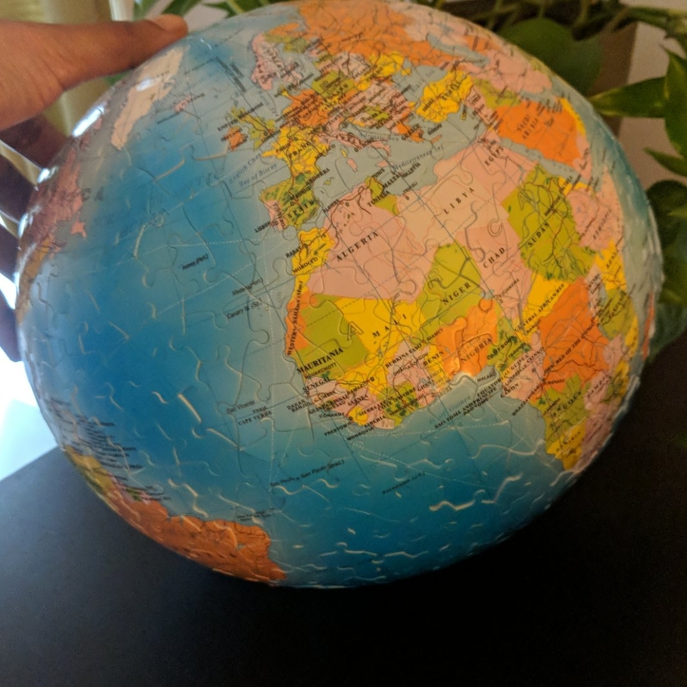 3D puzzle globe
